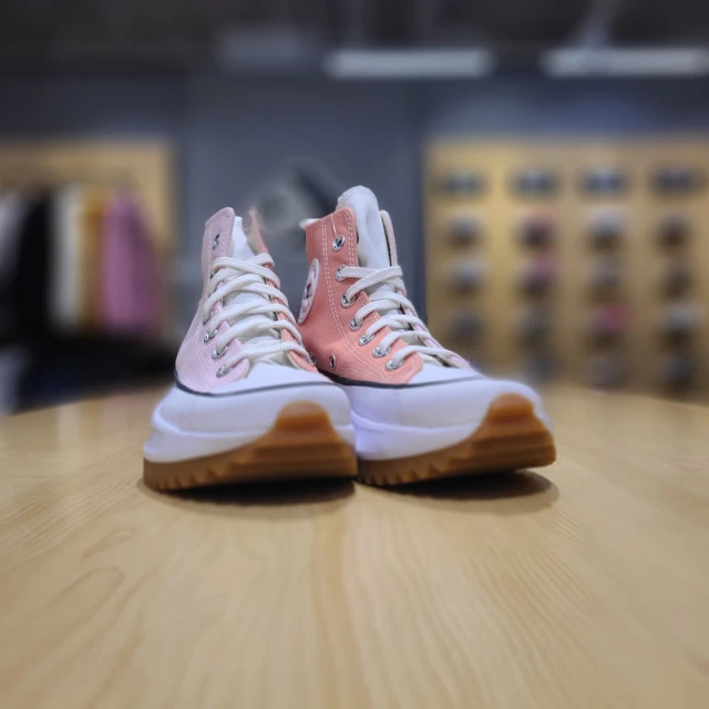 【韩国直邮|包邮包税】匡威 RUNSTAR HIKE STATMENT FLOW 粉红色石英高鞋 170968C 商品