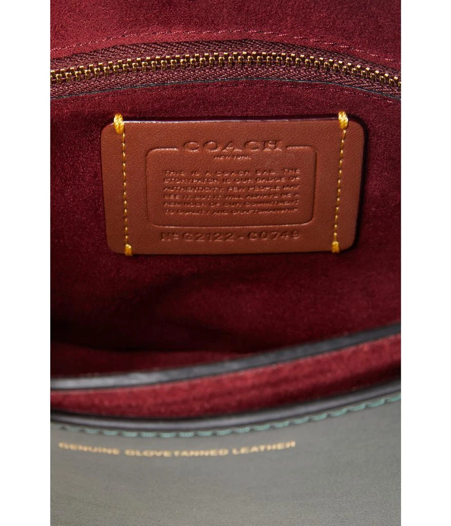 商品Coach|Glovetanned Leather Beat Saddle Bag,价格¥1972,第4张图片详细描述