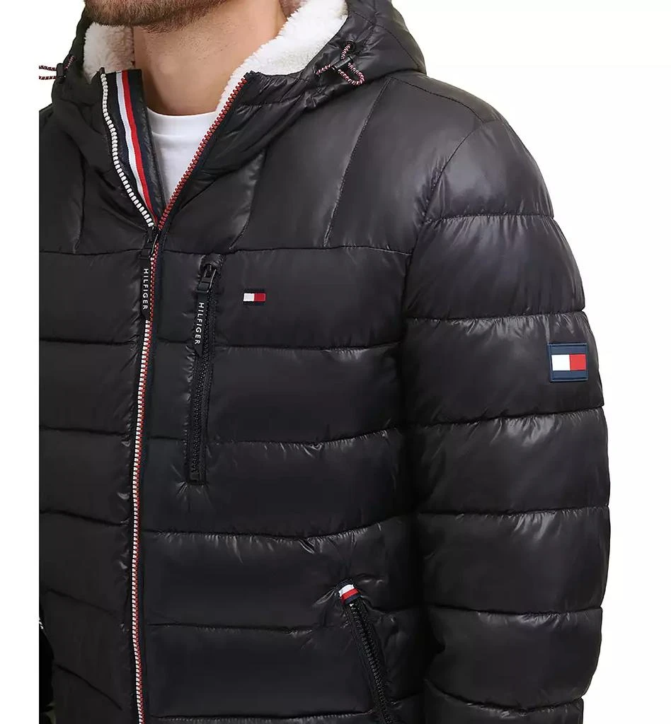 商品Tommy Hilfiger|男士合身中型夏尔巴衬里连帽防水绗缝夹克,价格¥607,第3张图片详细描述