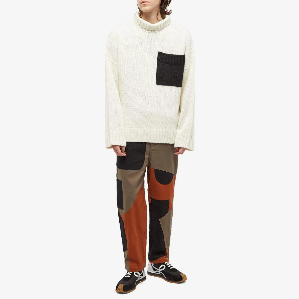 商品JW Anderson|JW Anderson Patch Pocket Turtleneck Jumper,价格¥2599,第4张图片详细描述