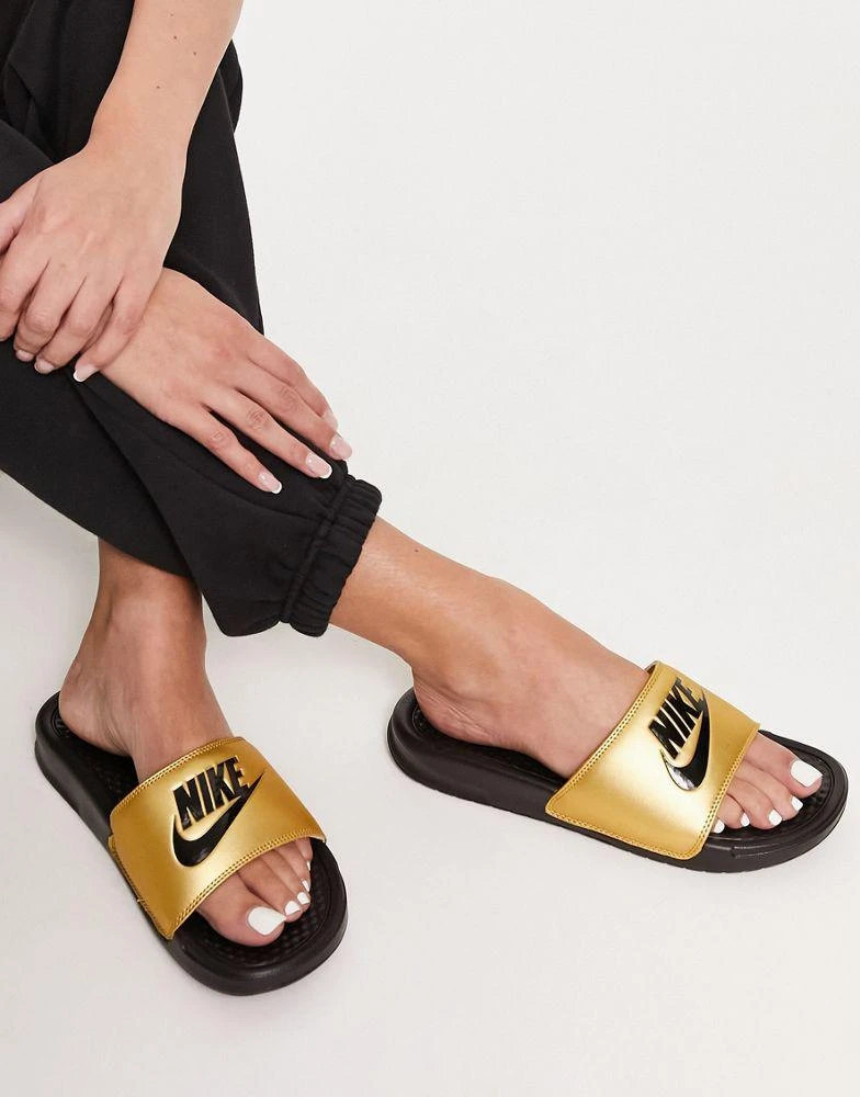 商品NIKE|Nike Benassi sliders in black and gold,价格¥228,第4张图片详细描述