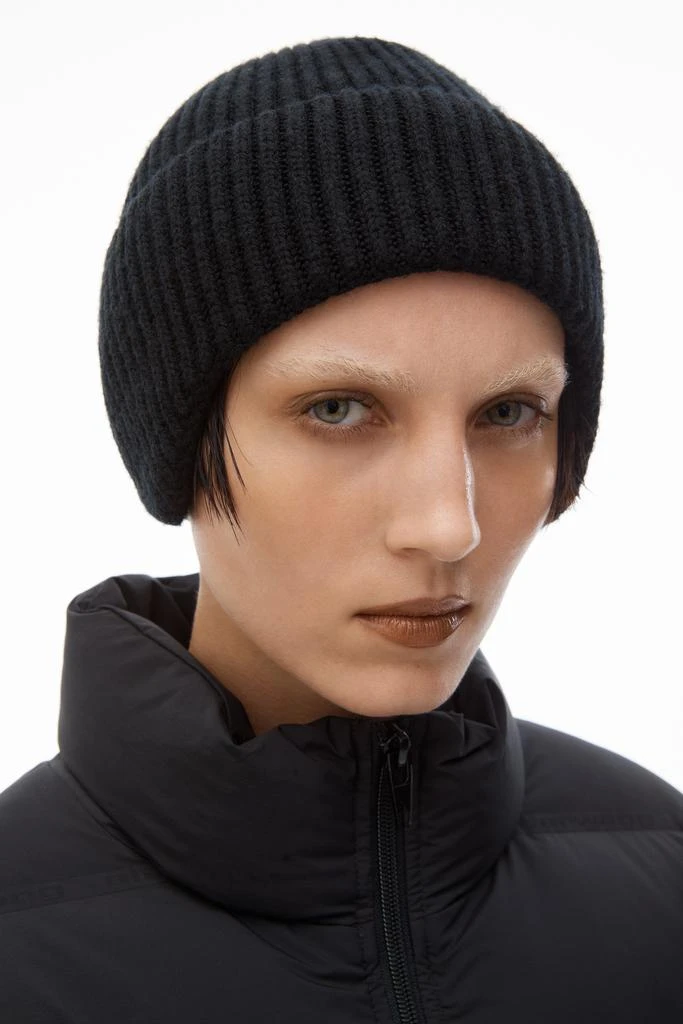 商品Alexander Wang|logo earmuff beanie in ribbed wool stretch,价格¥862,第2张图片详细描述