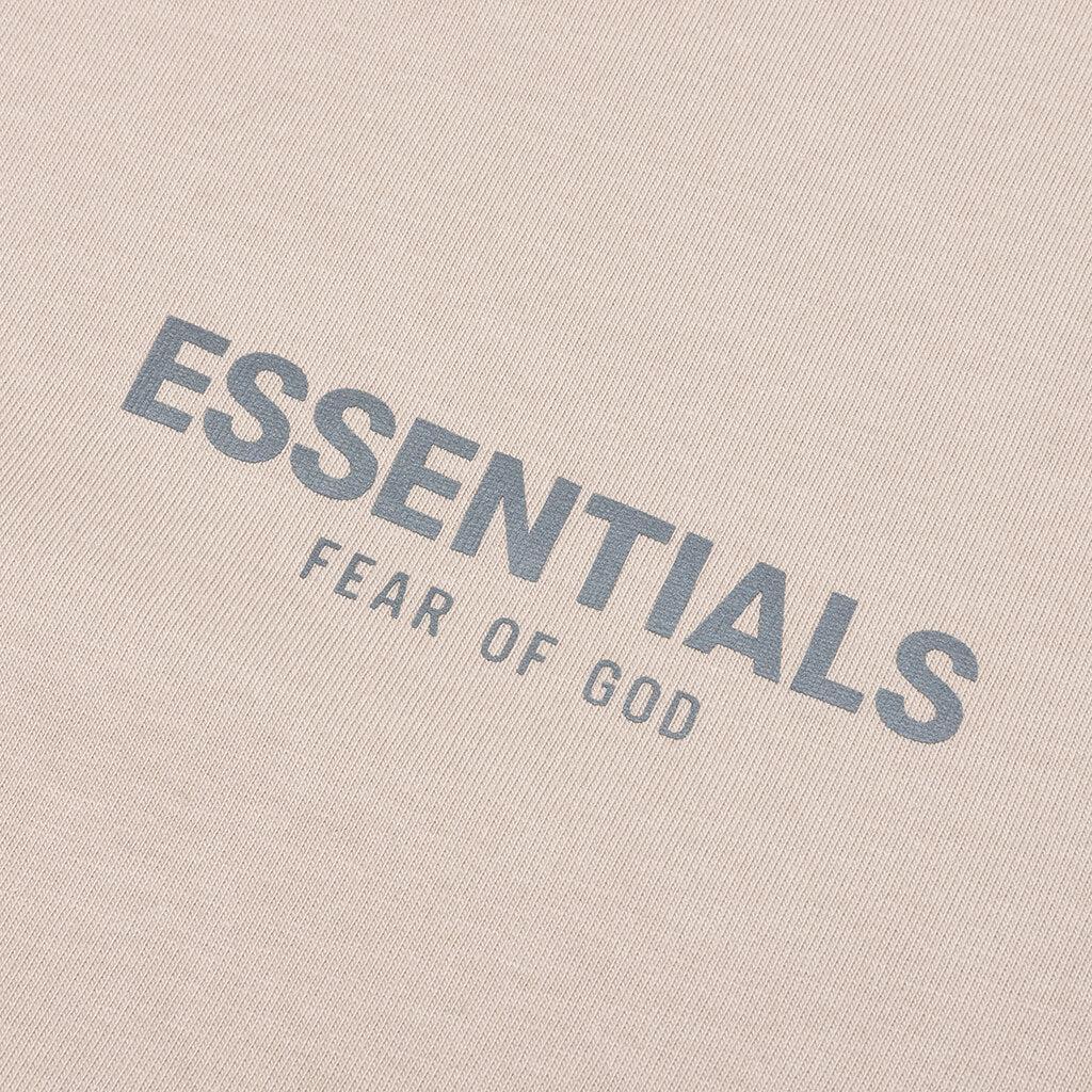 商品Essentials|Fear of God Essentials Kid's L/S Tee - String,价格¥295,第5张图片详细描述