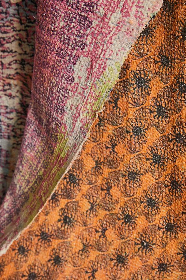 商品Urban Renewal|Urban Renewal Vintage Sari Throw Blanket,价格¥974,第5张图片详细描述