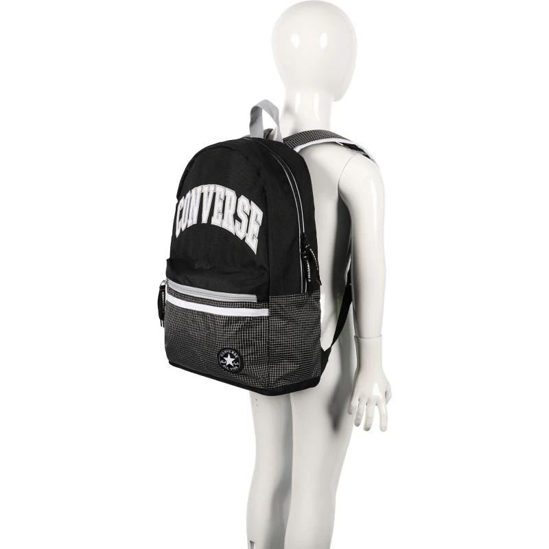 商品Converse|Logo backpack in black,价格¥413,第2张图片详细描述