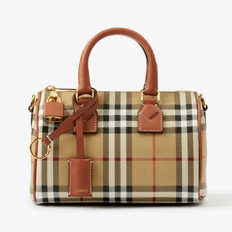 商品Burberry|博柏利 女士棕色聚氨酯/棉保龄球包 80921301,价格¥8849,第1张图片