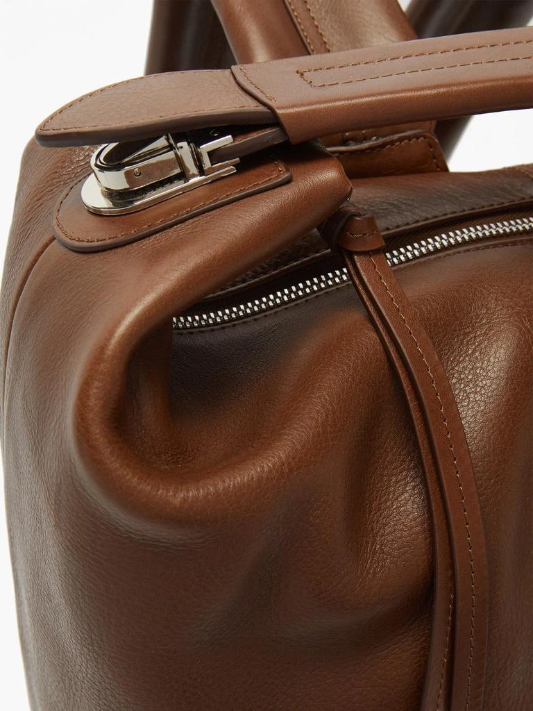 Grained-leather backpack 商品