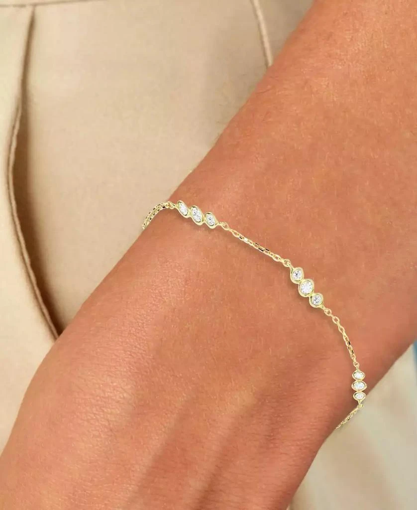 商品Macy's|Cubic Zirconia Bezel Trios Chain Link Bracelet in 14k Gold-Plated Sterling Silver,价格¥171,第2张图片详细描述