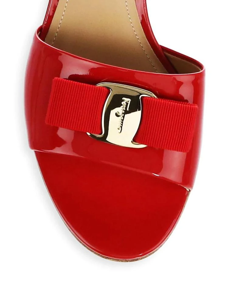 商品Salvatore Ferragamo|Patent Leather Slip-On Sandals,价格¥2580,第3张图片详细描述