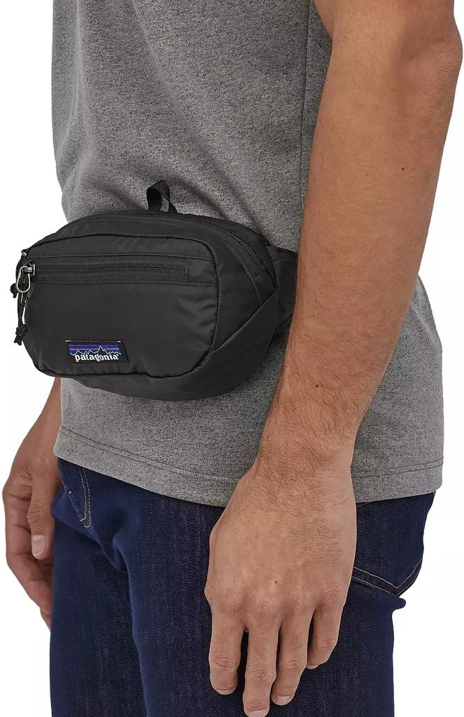 商品Patagonia|Patagonia Ultralight Black Hole Mini Hip Pack 1L,价格¥288,第4张图片详细描述