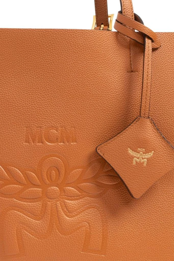 商品MCM|MCM Himmel Logo Debossed Shoulder Bag,价格¥6816,第5张图片详细描述