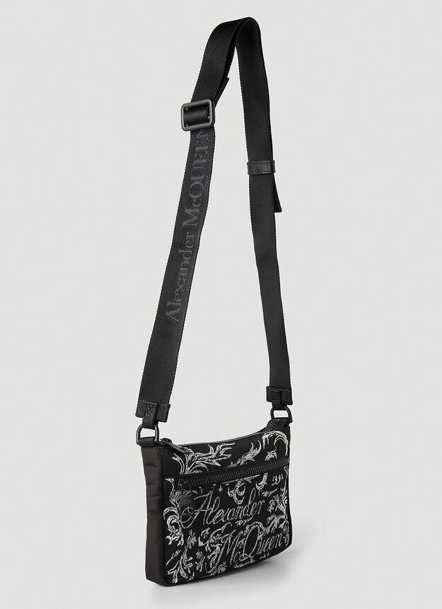 商品Alexander McQueen|Illustrative Logo Crossbody Bag in Black,价格¥1844,第5张图片详细描述