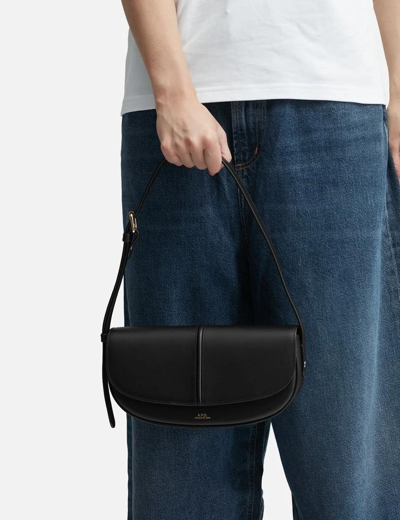 商品A.P.C.|Betty Shoulder Bag,价格¥4777,第5张图片详细描述