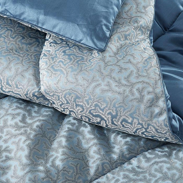 商品Gingerlily|Coral Fern Eiderdown Coverlet, Queen,价格¥4542,第4张图片详细描述