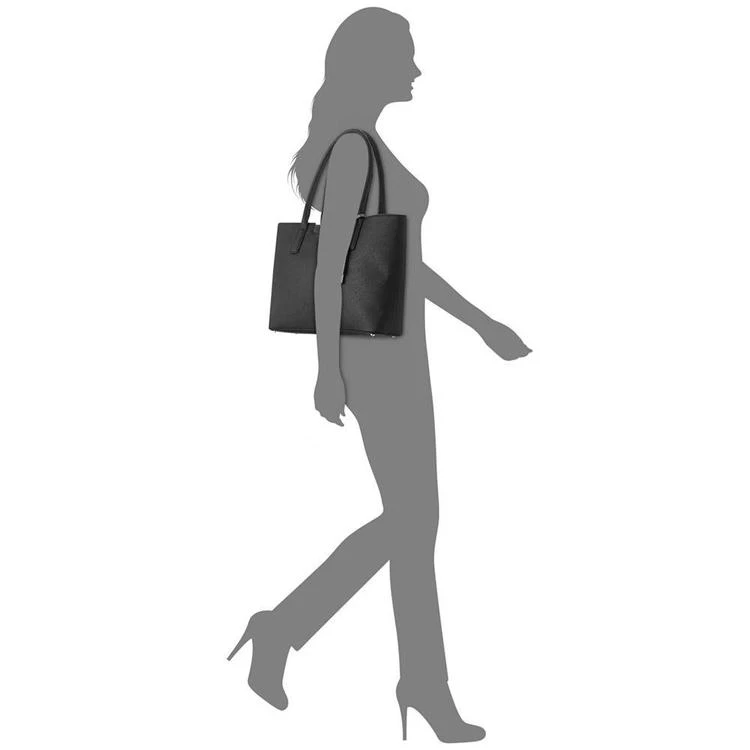 商品Calvin Klein|Saffiano Leather Tote,价格¥880,第3张图片详细描述