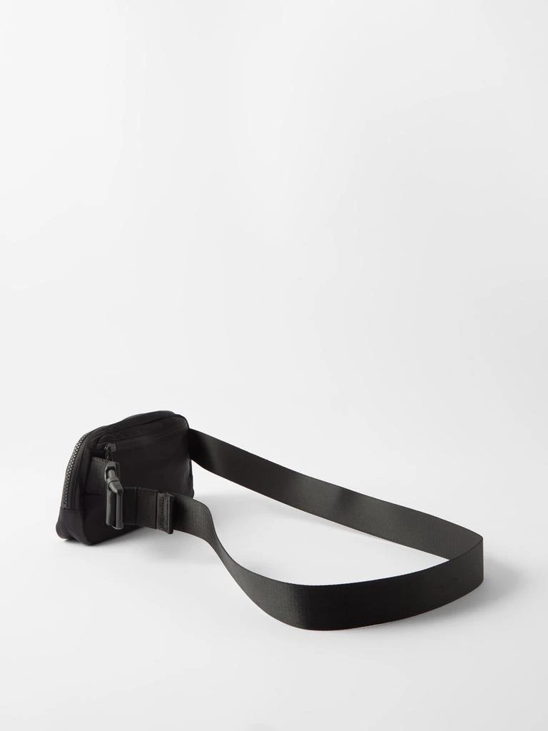 商品Lululemon|Everywhere small nylon belt bag,价格¥374,第4张图片详细描述