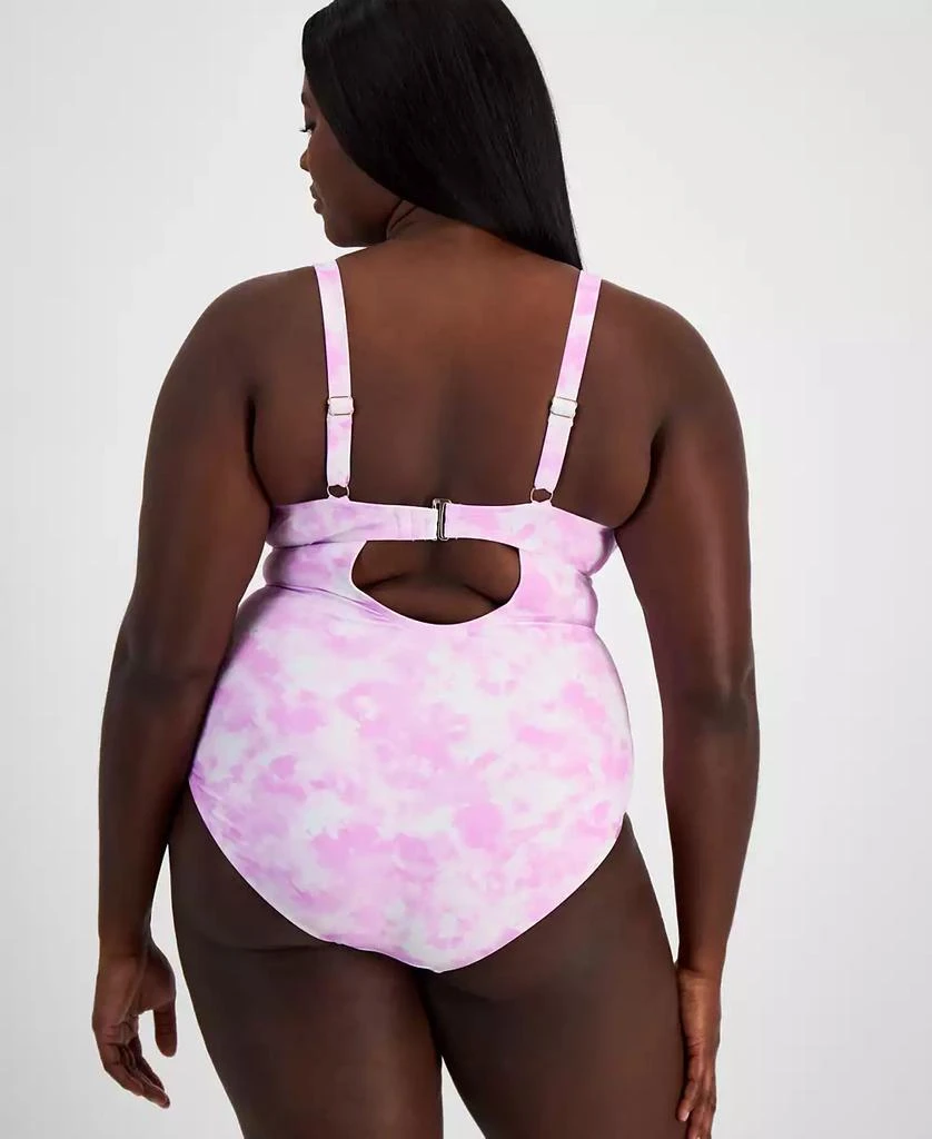 商品California Waves|Trendy Plus Size Tie-Dye Cutout One-Piece Swimsuit, Created for Macy's,价格¥223,第2张图片详细描述