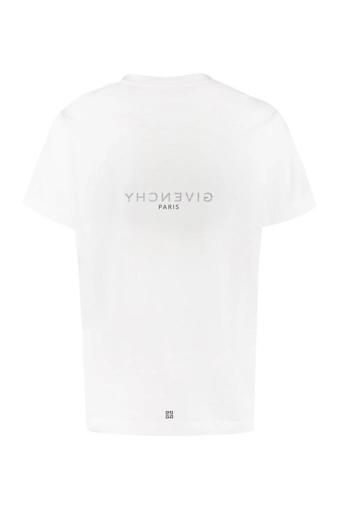 商品Givenchy|Givenchy Logo Printed Round Neck Oversized T-Shirt,价格¥2181,第2张图片详细描述