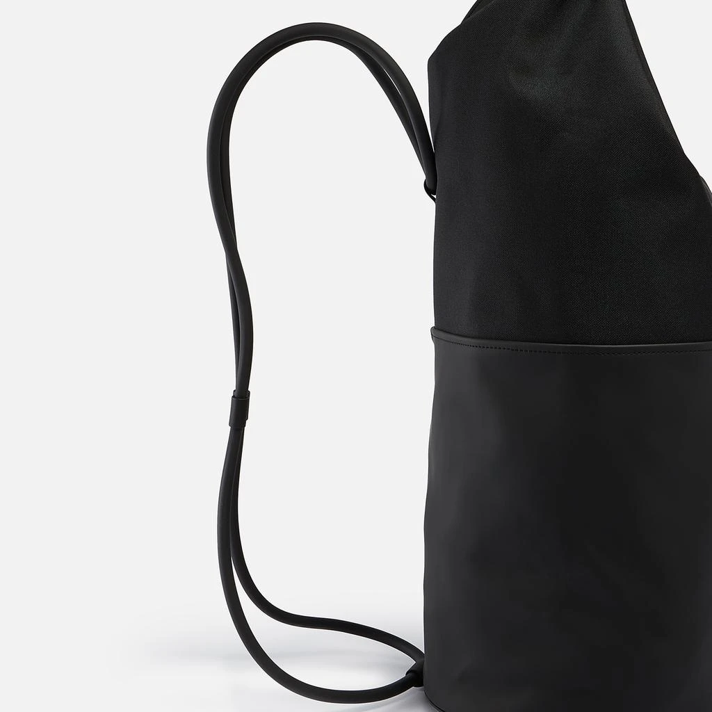 商品RAINS|Rains Canvas and PU Bucket Bag,价格¥419,第5张图片详细描述