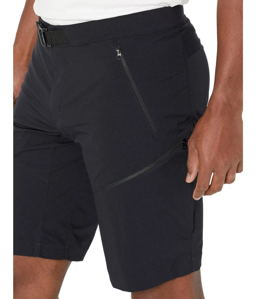 商品Arc'teryx|Gamma Superlight Quick Dry Shorts 11",价格¥778,第3张图片详细描述