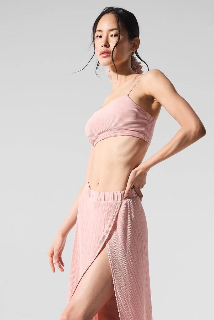 商品Alo|Micro Plisse Game On Bra - Pink Quartz,价格¥523,第4张图片详细描述