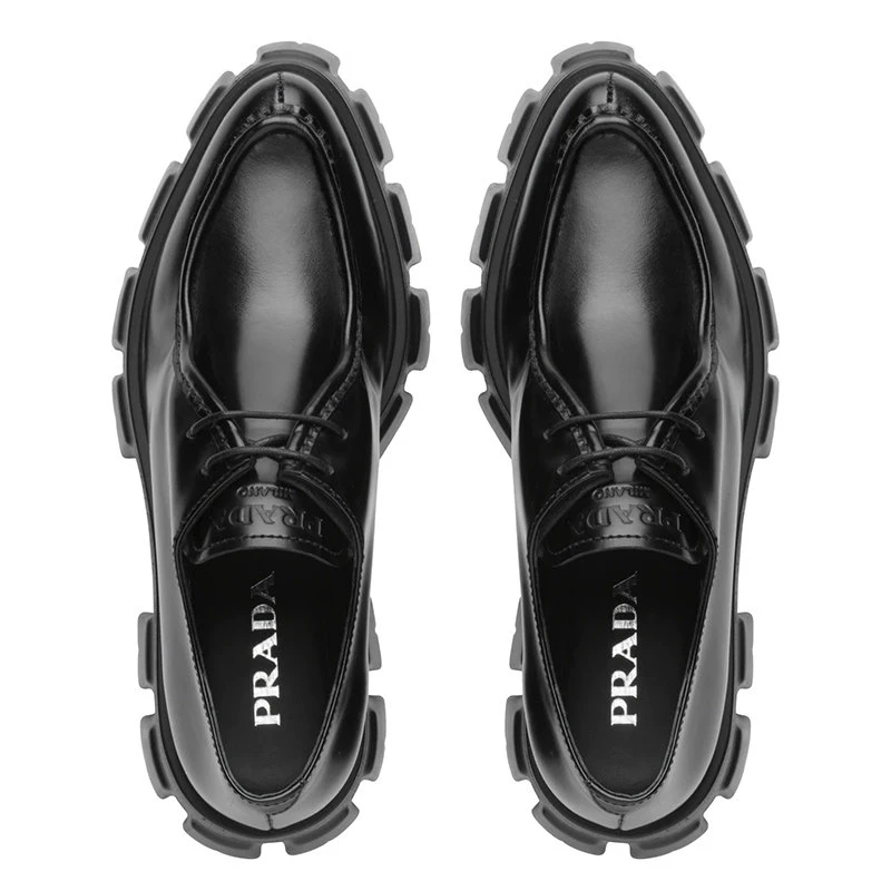 商品Prada|【预售3-7天】普拉达 21年秋冬 Monolith系列 女士黑色亮面皮革尖头系带乐福鞋1E719M_055_F0002_F_055,价格¥7830,第4张图片详细描述