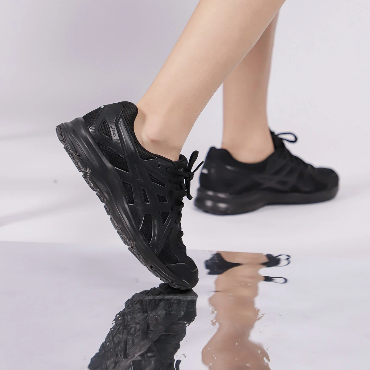 商品[国内直发] Asics|[预售3天]Jog 100 2 舒适软弹 PU网布织物合成革耐磨 低帮 越野训练短跑体测体考竞速跑步鞋 男女同款 黑武士,价格¥431,第9张图片详细描述