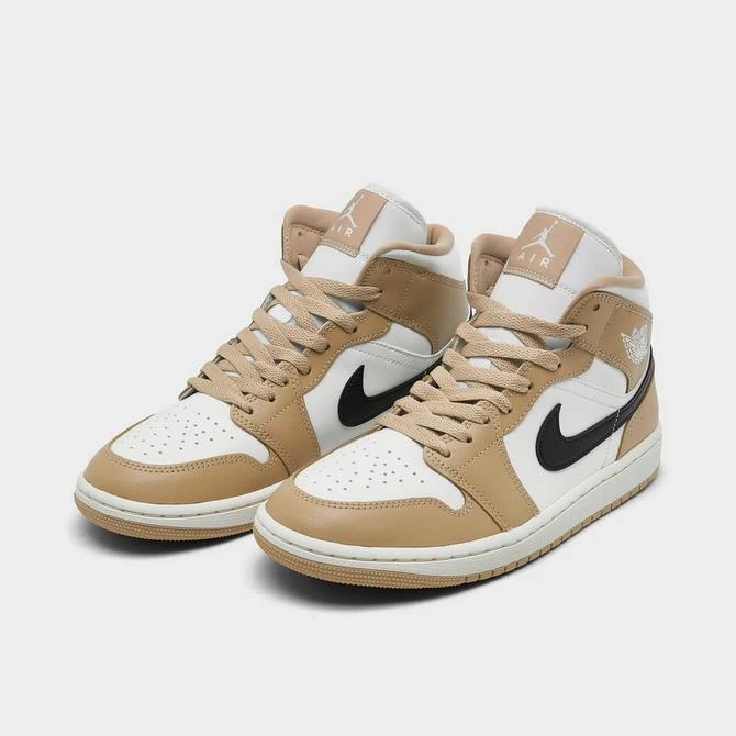 商品Jordan|Women's Air Jordan Retro 1 Mid Casual Shoes,价格¥930,第2张图片详细描述