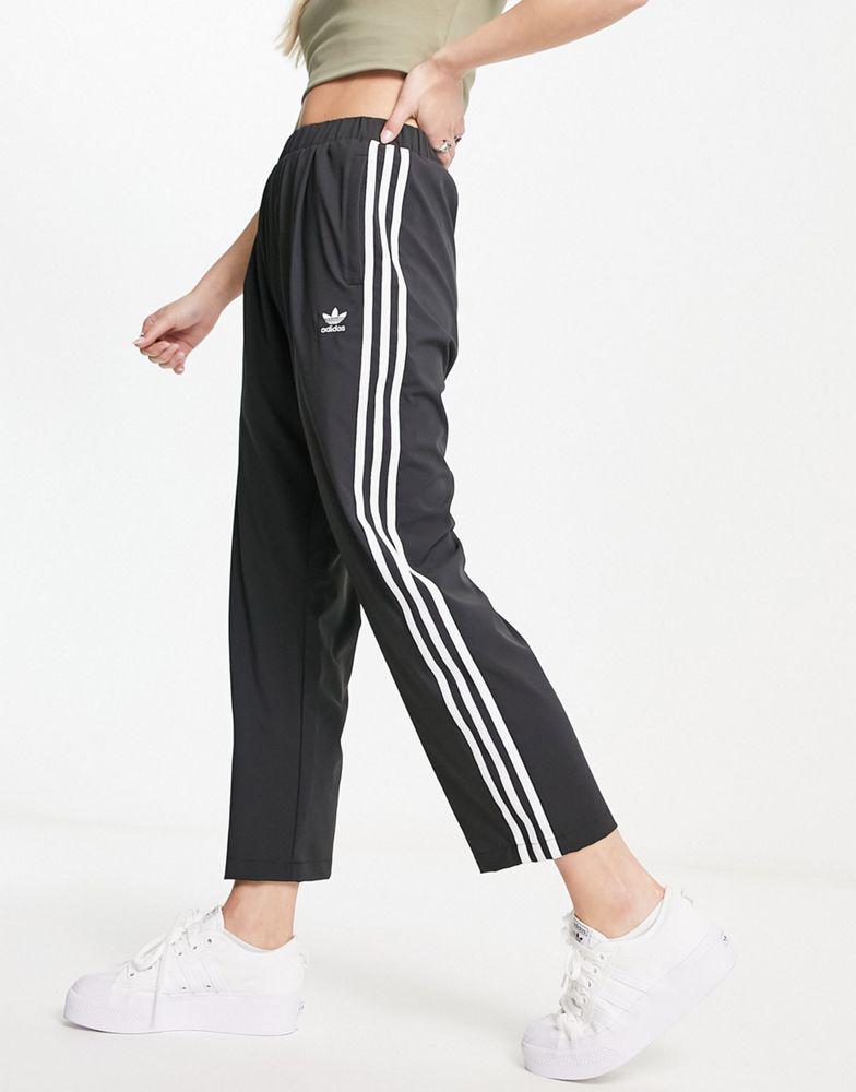 adidas Originals adicolor woven joggers in black商品第1张图片规格展示