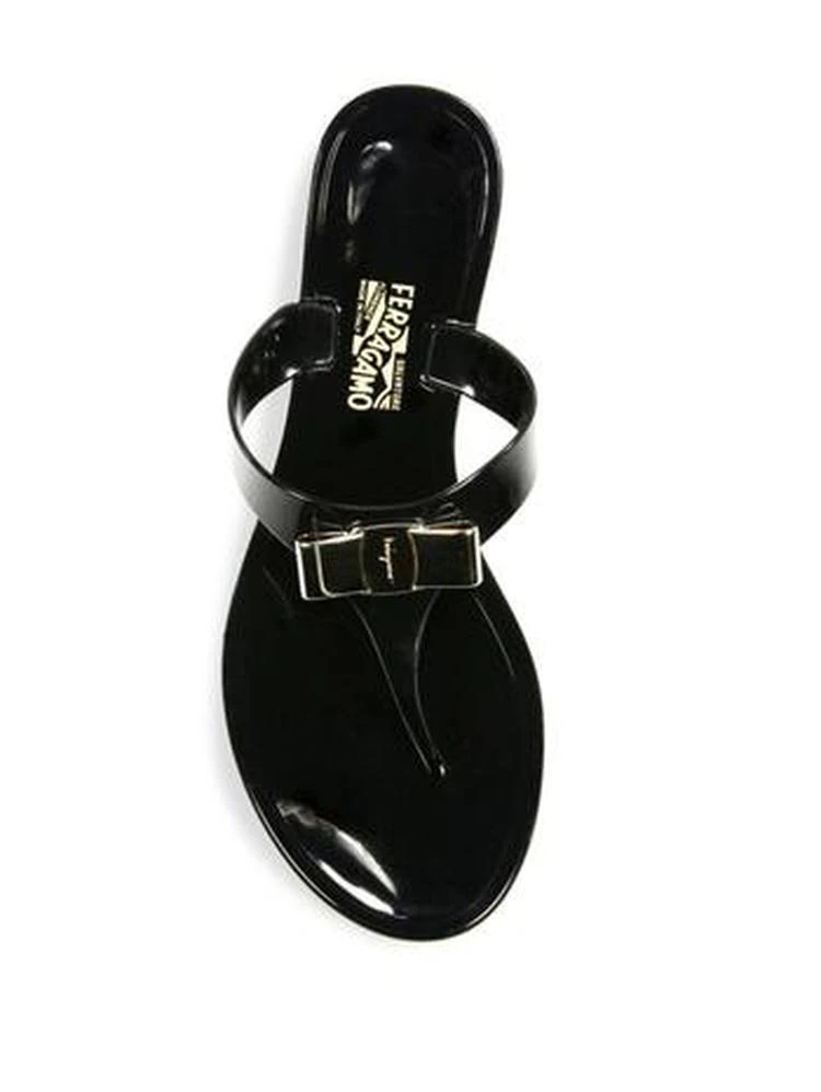 商品Salvatore Ferragamo|Farelia Jelly Thong Sandals,价格¥1443,第4张图片详细描述