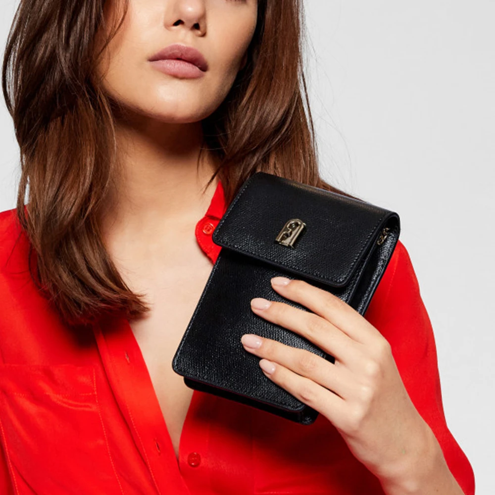 FURLA 女士黑色牛皮手机包 EBP5ACO-ARE000-O6000 商品