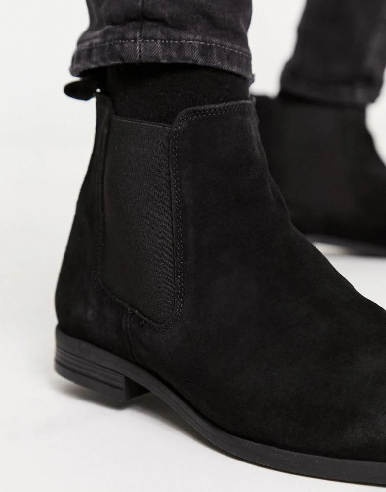 商品ASOS|ASOS DESIGN chelsea boots in black suede with black sole,价格¥379,第2张图片详细描述