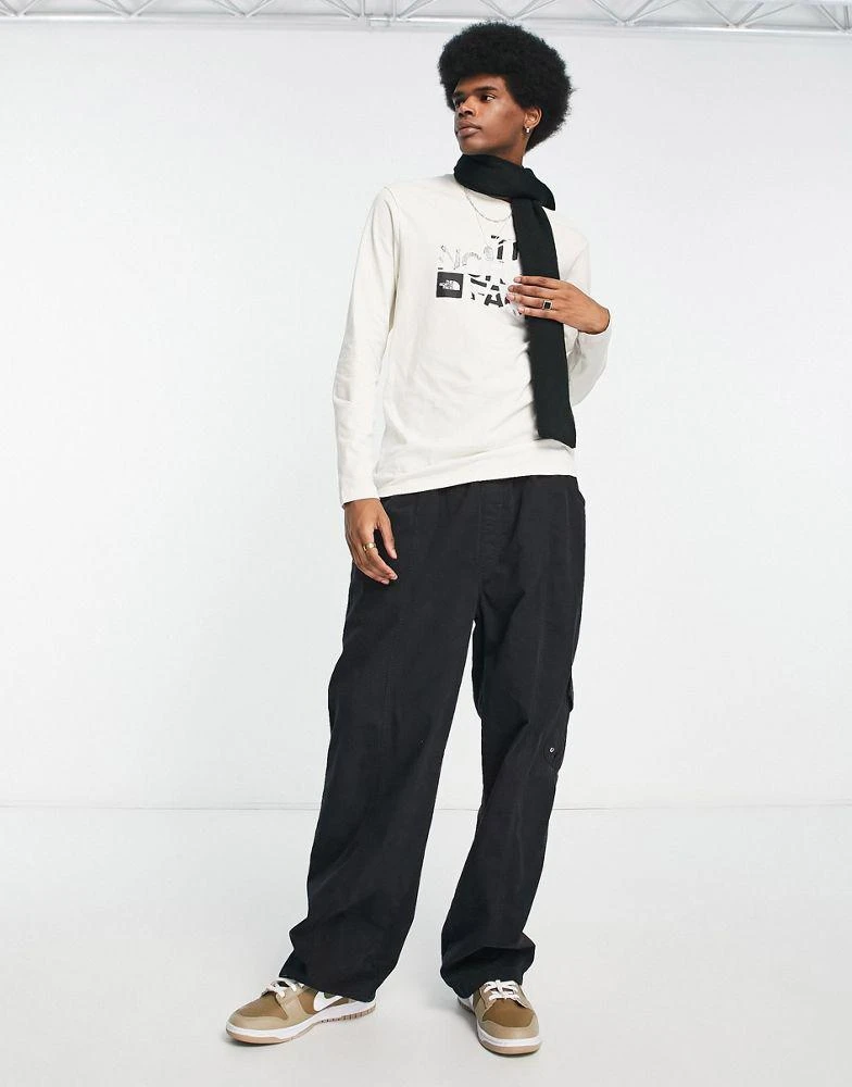 商品The North Face|The North Face Coordinates long sleeve chest print t-shirt in off white,价格¥259,第4张图片详细描述