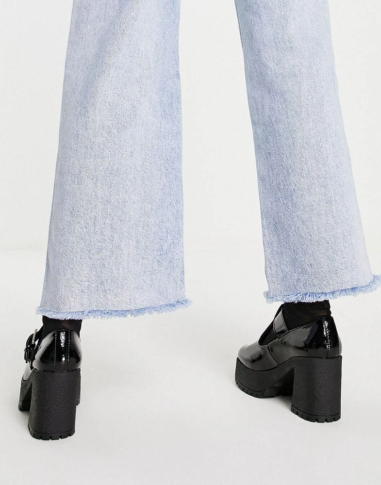 商品ASOS|ASOS DESIGN Wide Fit Spark chunky mary jane high shoes in black patent,价格¥217,第3张图片详细描述