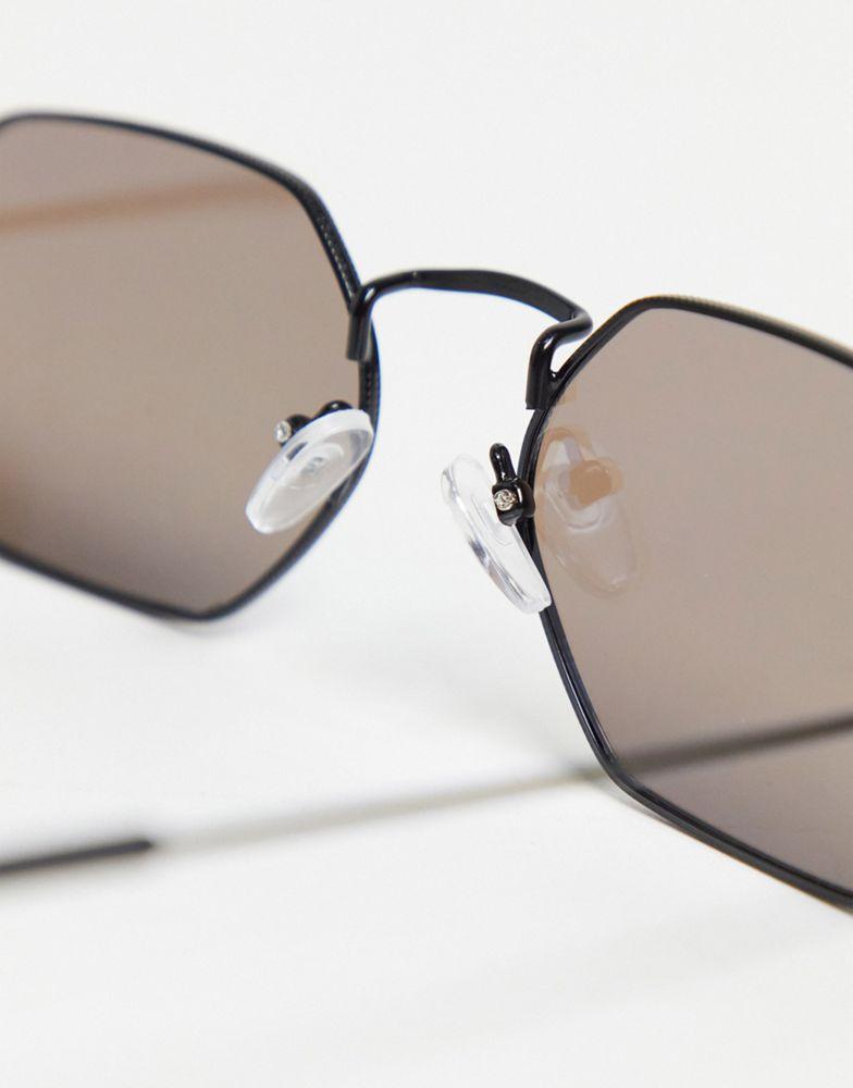 ASOS DESIGN 90s angled metal sunglasses in black with mirrored lens商品第3张图片规格展示