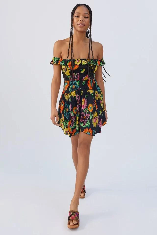 商品Urban Outfitters|UO Aubrey Off-The-Shoulder Mini Dress,价格¥229,第1张图片详细描述