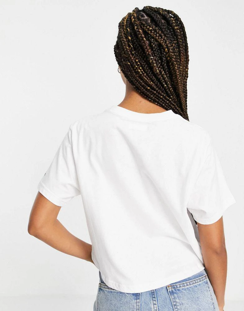 商品Columbia|Columbia North Cascades cropped t-shirt in white,价格¥127,第2张图片详细描述