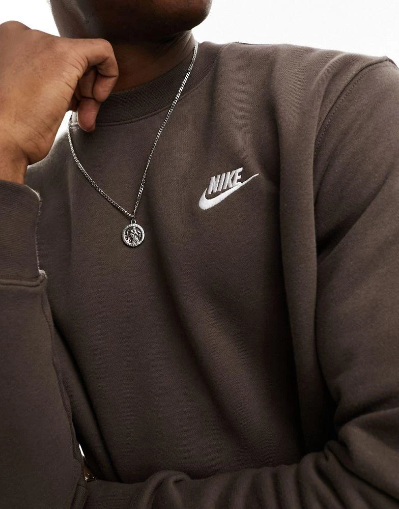 商品NIKE|Nike Club fleece sweatshirt in brown,价格¥534,第3张图片详细描述