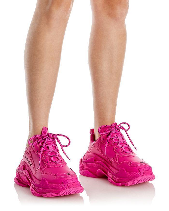 商品Balenciaga|Women's Triple S Chunky Low Top Sneakers,价格¥8065,第4张图片详细描述