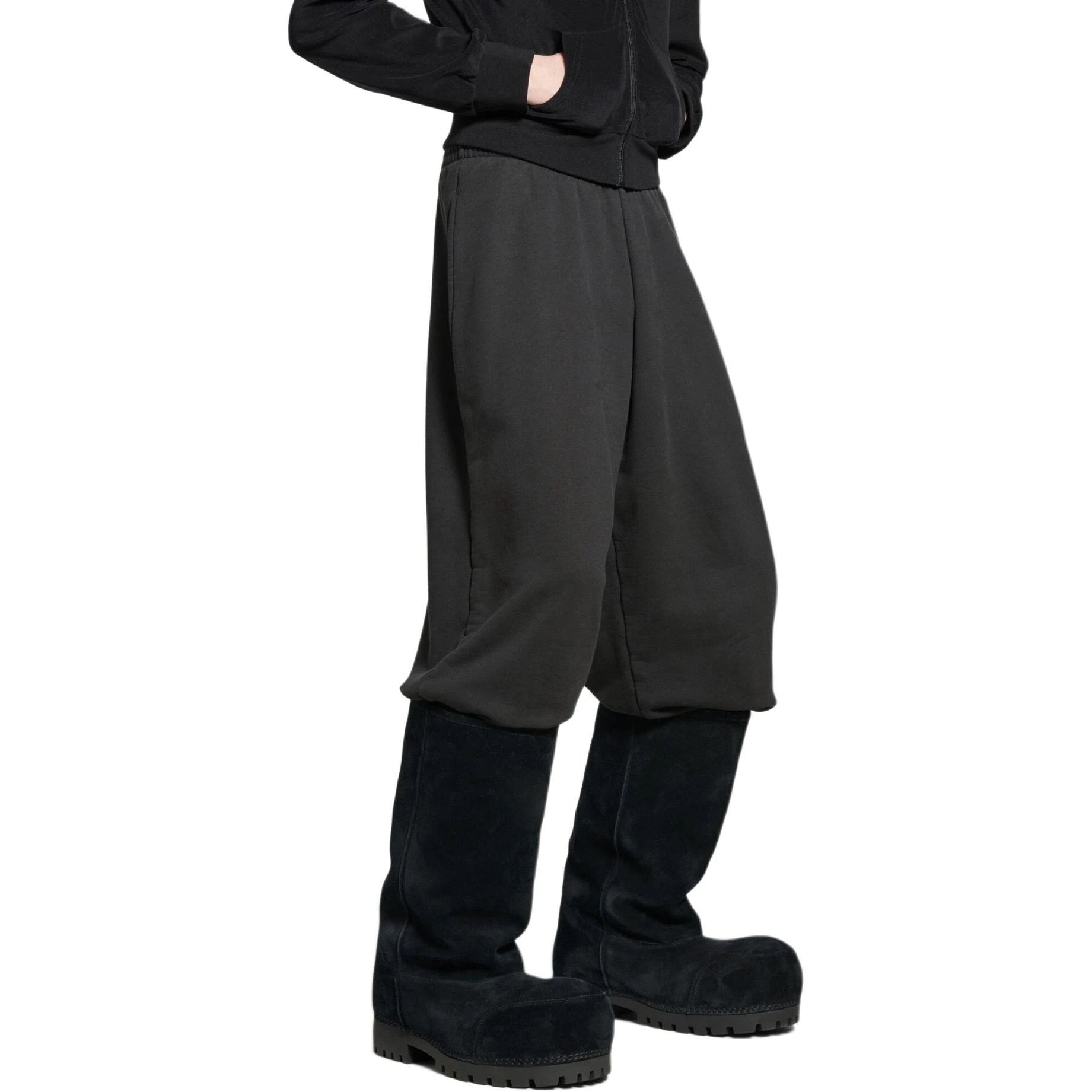 商品[国内直发] Balenciaga|巴黎世家 FW24 Logo印花松紧腰直筒针织运动裤 宽松版型 男女同款 黑色,价格¥6365,第6张图片详细描述