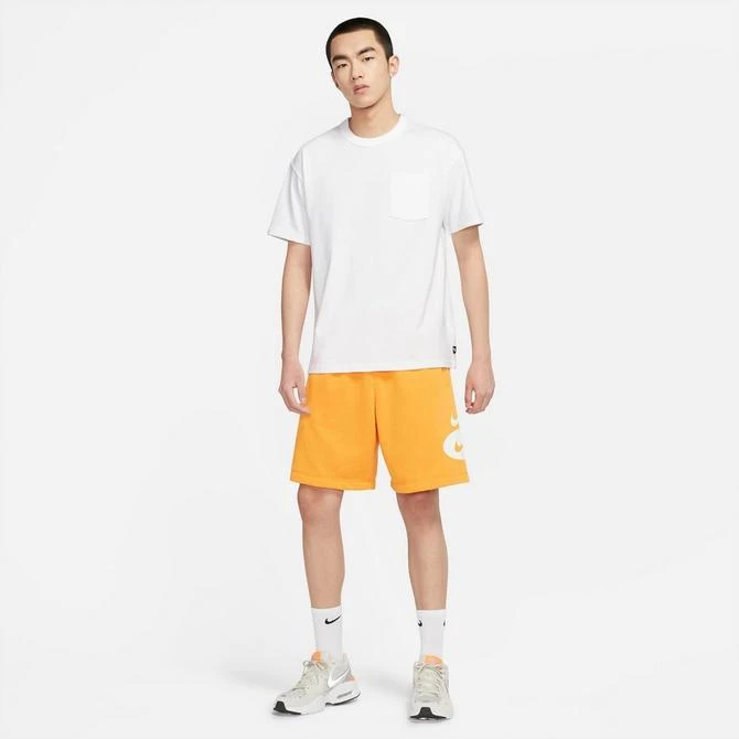 商品NIKE|Men's Nike Sportswear Premium Essentials Pocket T-Shirt,价格¥338,第3张图片详细描述