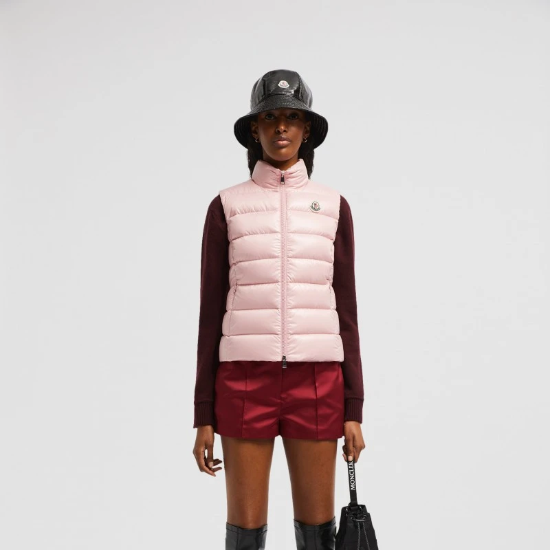 商品Moncler|【预售3-7天】MONCLER蒙口 GHANY系列女士粉色无袖羽绒服,价格¥6621,第1张图片