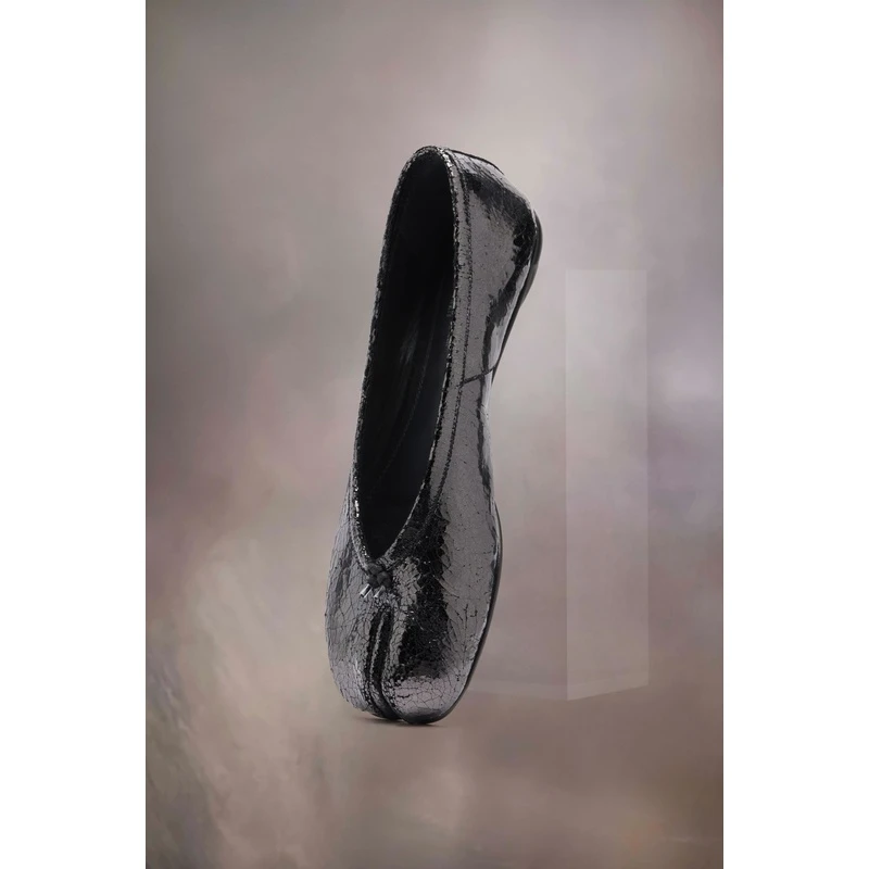 商品MAISON MARGIELA|Maison Margiela 女士深灰色牛皮单鞋,价格¥8059,第1张图片