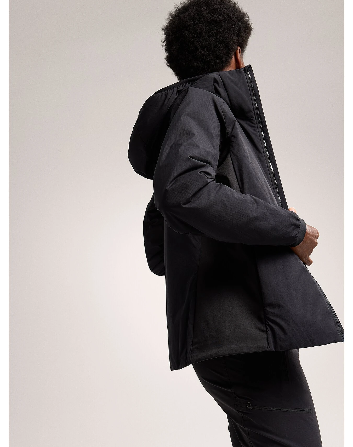 商品【商品预售7天】 Arc'teryx|Arc'teryx 女士户外冲锋衣 X000006780BLACK 黑色,价格¥1834 描述