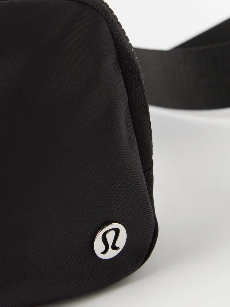 商品Lululemon|Everywhere small nylon belt bag,价格¥374,第5张图片详细描述
