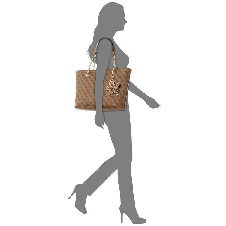 Sibyl Logo Extra-Large Signature Tote 商品