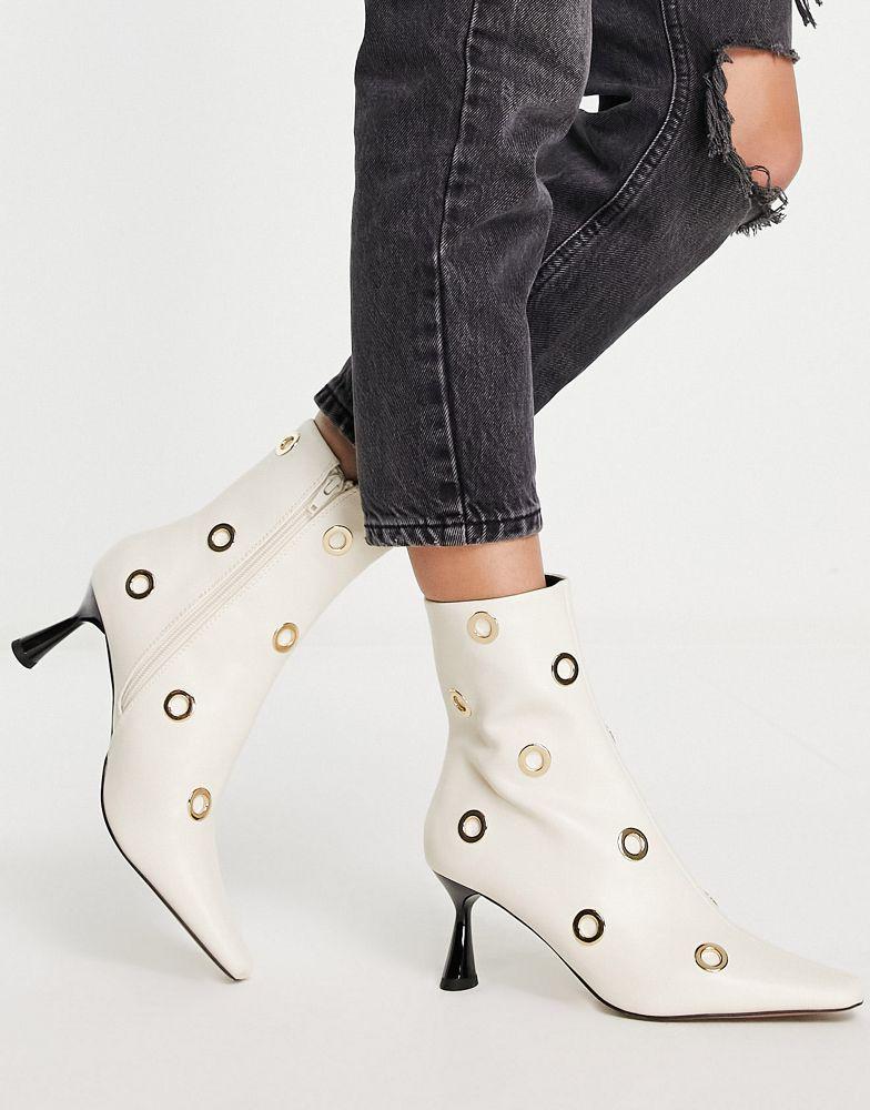 ASOS DESIGN Rush mid-heeled boots with hardware detail in natural商品第2张图片规格展示