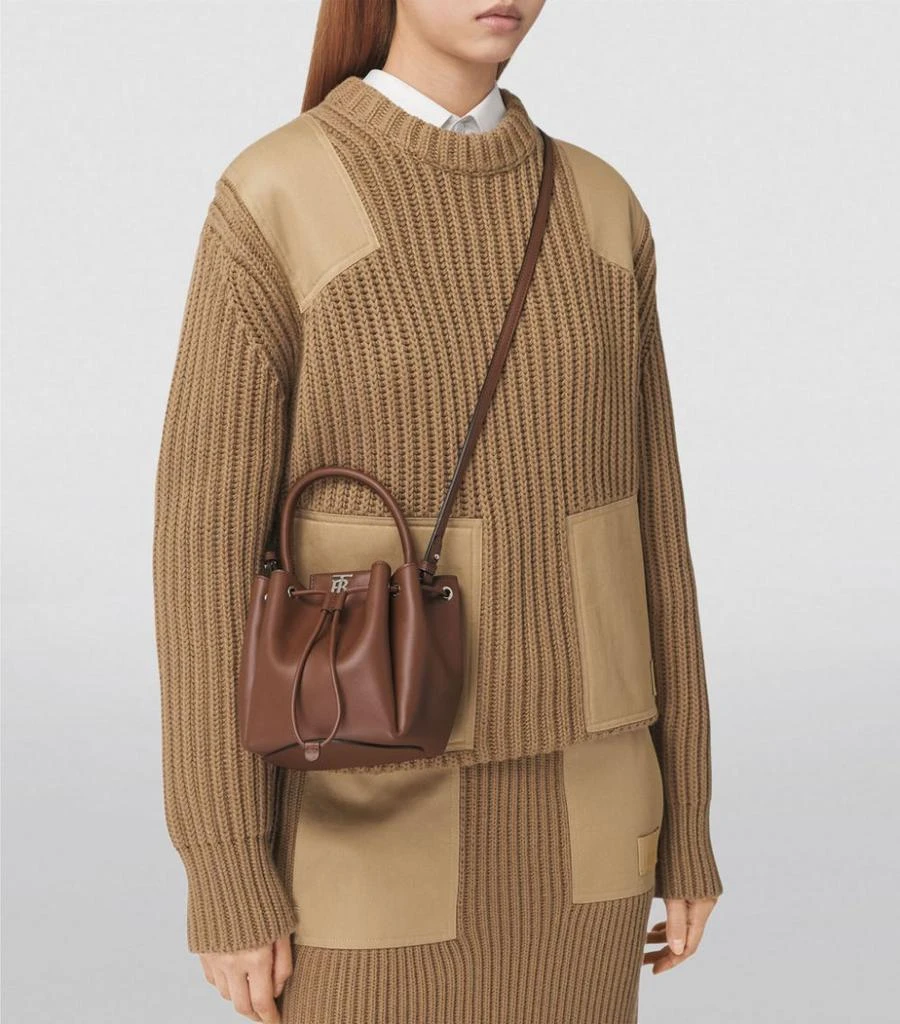 Leather TB Monogram Bucket Bag 商品