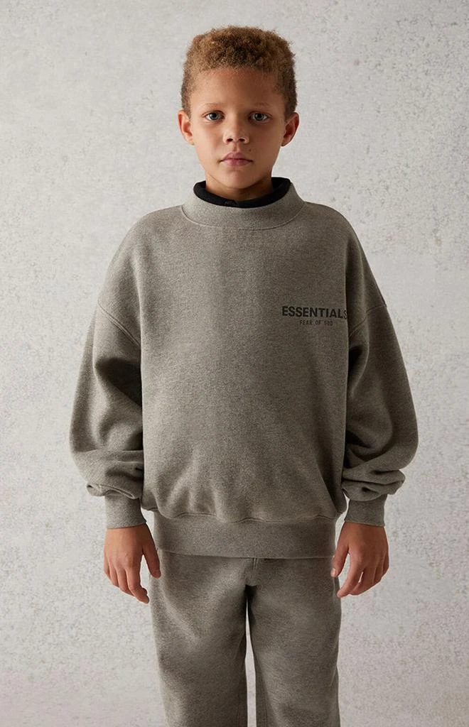 商品Essentials|Heather Oatmeal Crew Neck Sweatshirt,价格¥246,第2张图片详细描述