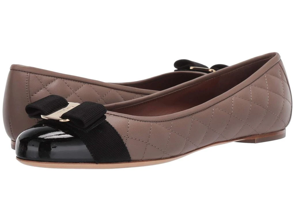 商品Salvatore Ferragamo|Varina Quilted Ballet Flat,价格¥4393,第1张图片